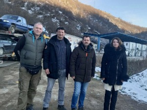 Екипа РТС-а више од 24 сата чека на Јарињу