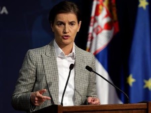 Брнабић: Плате изнад 600 евра до краја године