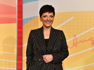 Србија на вези, РТС Свет, 21.55