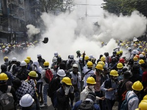 Мјанмар,убијено 38  демонстраната – највише од војног пуча