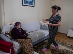 Сваки трећи неговатељ у Немачкој жели да промени посао	