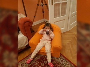 Сакупљен новац за лечење Саре Николић чији тата ради у црвеној зони Земунске болнице