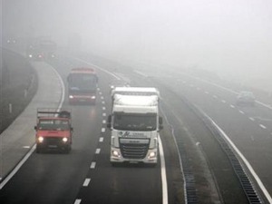 Упозорење возачима – магла смањила видљивост на ауто-путу од Београда до Прешева