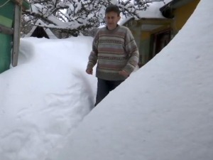 Пут до Бистрице пробијан 11 дана, једина два мештанина чула само хук мећаве
