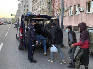 Полиција пронашла 66 илегалних миграната у ужем центру Београда