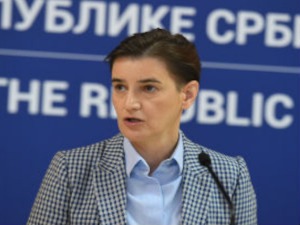 Брнабић: Борба с лажним вестима тешка, као  с пандемијом