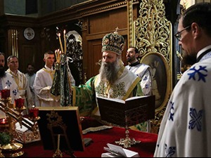 Патријарх Порфирије: Спасење се не намеће, већ се љубављу и вером усваја