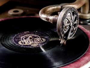 Винил - Цицо мицо јесил' ми заспала - Владета Поповић 