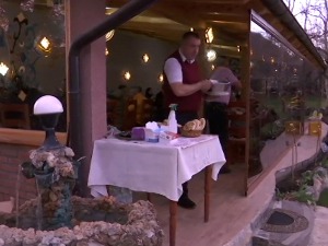 Донаторски ифтар у Новом Пазару, за малог Ибрахима Колашинца прикупљено 80.000 евра