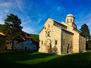 Високи Дечани ‒ напад, одбрана, заштита