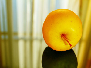 Од злата јабука