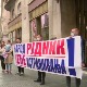 Протест испред САНУ током конференције "Пројекат Јадар - шта је познато"