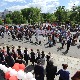 Породична шетња у Београду, Двери траже повлачење три закона из скупштинске процедуре