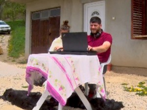 У Ојковицу стигао интернет и софтверска компанија, али не и асфалт