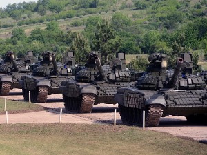 Србији предати нови тенкови и оклопно-извиђачки аутомобили из руске донације