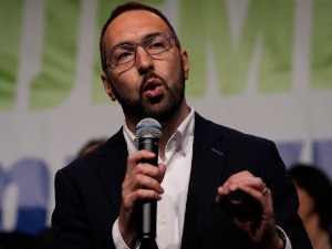Томашевић: Очекујем цивилизован пренос власти у Загребу, одсад нема недодирљивих Томашевић: Очекујем цивилизован пренос власти у Загребу, одсад нема недодирљивих