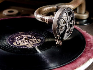  Винил - Аој Јано јади Јано - Мара Петровић Панчевка 