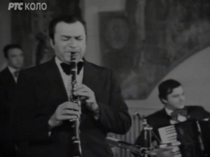 Медаљон - Народни оркестар РТБ под управом Божидара Бокија Милошевића