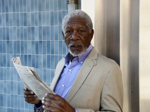 Кроз црвоточину са Морганом Фрименом: Јесмо ли нетолерантни?