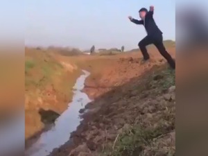 Мост на реци Квај