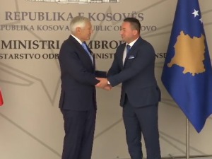 Пензионисани амерички генерал Весли Кларк у Приштини