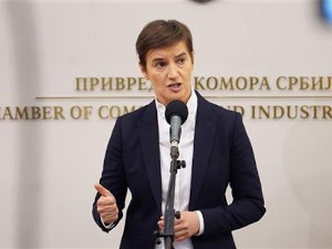 Брнабић: Циљ је да млади остану у Србији, уводи се дуално образовање и на факултете