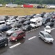 Појачан саобраћај на границама, возачима се саветује да користе алтернативне прелазе