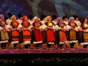 Коловођо ногом крени