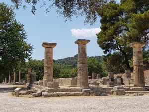 Траговима старих олимпијаца – један дан у древној Олимпији