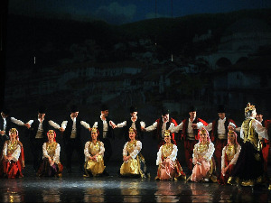 Коловођо ногом крени