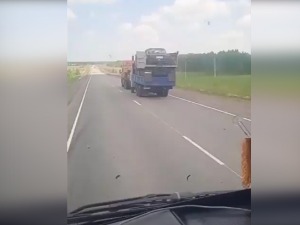 Матрјошка, али с камионима