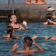 Четрдесетак деце са KиМ први пут на мору