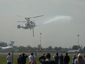 Шта све може руски "камов 32" у борби са пожарима