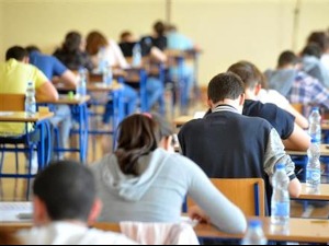 Како поправни испит утиче на дете и зашто је подршка родитеља од кључног значаја