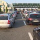 На Хоргошу и Келебији чека се три сата на излазак из земље 