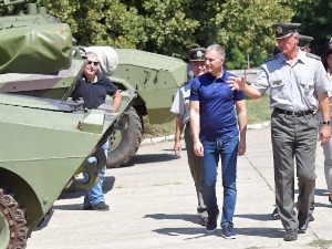 Стефановић обишао Војнотехнички институт