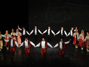 Коловођо ногом крени