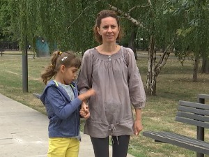Шестогодишња Јована Штиковац болује од ретке болести, за операцију потребно 80.000 евра 