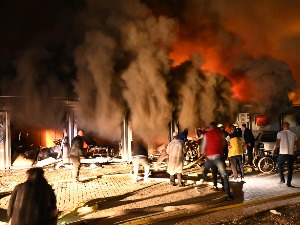 У катастрофалном пожару у Тетову погинуло 14 особа, тродневна жалост у Северној Македонији