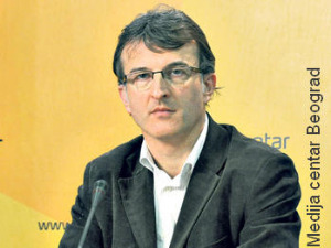 Слободан Цвејић: „Струка” у раљама политичке моћи