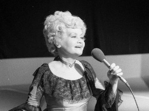 	Медаљон - Даница Обренић