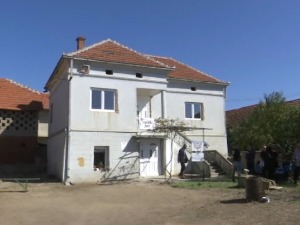 Радост, срећа и спокој Станковића – добили нови кров над главом