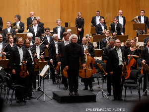 Нова дискографија