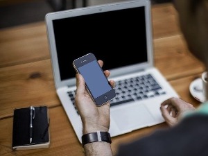 Питајте јавне бележнике о овери уговора и докумената, данас и преко Вајбера доступни грађанима