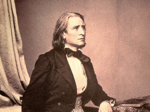 Композитор месеца – Франц Лист