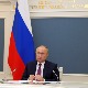 Путин примио бустер дозу вакцине против ковида