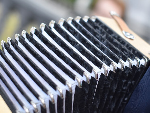 Век хармонике – Јежи Мадравски: албум „Лавиринт”