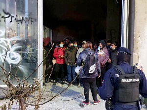 Полиција пронашла 85 илегалних миграната у Београду
