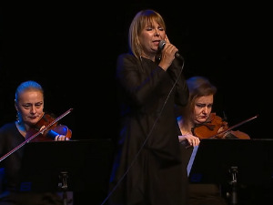 Медаљон - Биља Крстић