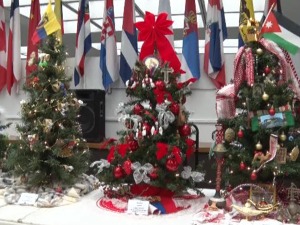 Уз српску јелку и порез не пада тешко